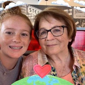 Meet your Posher, Joyce